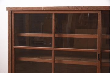 アンティーク家具　大正昭和初期　古い木の味わいが魅力的なガラス戸棚(収納棚、食器棚、本箱、キャビネット)(R-044560)