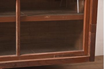 アンティーク家具　大正昭和初期　古い木の味わいが魅力的なガラス戸棚(収納棚、食器棚、本箱、キャビネット)(R-044560)