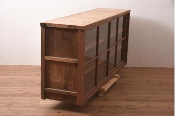 アンティーク家具　大正昭和初期　古い木の味わいが魅力的なガラス戸棚(収納棚、食器棚、本箱、キャビネット)(R-044560)