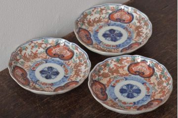 幕末〜明治　伊万里焼　色絵金彩兎図　小皿3枚(和食器)(R-044570)