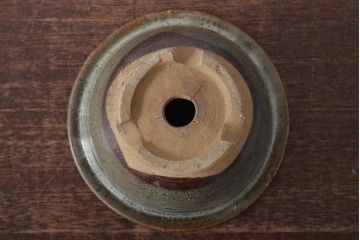 古い丸型植木鉢(中国海鼠白交趾釉?)(R-044573)