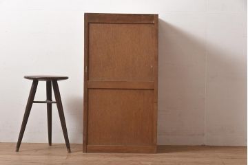 レトロ家具　前面ナラ材　昭和レトロ　素朴で温かみのある木肌が魅力のチェスト(引き出し、衣装タンス、サイドチェスト)(R-044582)