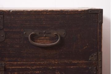 アンティーク家具　明治期　関東衣装箪笥　渋い和の雰囲気漂う時代箪笥サイドボード(引き出し、サイドチェスト、収納箪笥、時代箪笥)(R-044584)