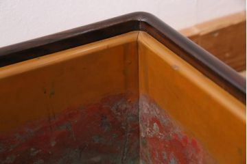 アンティーク雑貨　昭和初期　指物家具　縞黒檀(シマコクタン)材　縞目の美しい高級角火鉢(木製火鉢、箱火鉢)(R-044592)
