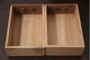 アンティーク雑貨　大正昭和初期　激レアなデザインの煙草盆(たばこ盆、豆長火鉢)(R-044593)