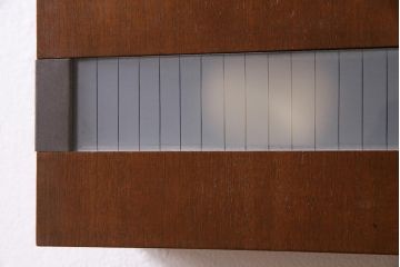 アンティーク雑貨　昭和中期　SEIKO(セイコー)　内部交換済・電池式　スタイリッシュなデザインの柱時計(掛け時計)(R-044596)