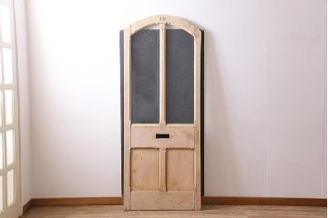 アンティーク建具　フランスアンティーク　パイン材　レトロガラス入り　アーチ型のフォルムがおしゃれな木製ドア(木製扉、ガラス扉)(R-044597)