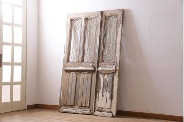 アンティーク建具　フランスアンティーク　オーク材　両開き　鉄格子がおしゃれな親子ドア(木製扉)(R-044598)