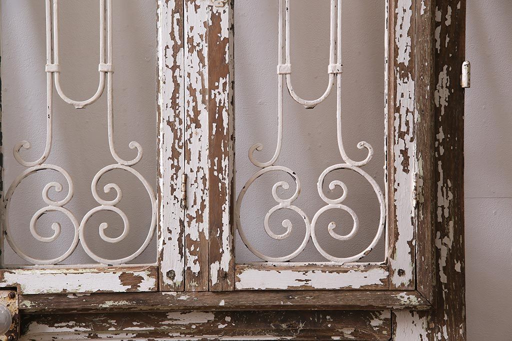 アンティーク建具　フランスアンティーク　オーク材　両開き　鉄格子がおしゃれな親子ドア(木製扉)(R-044598)