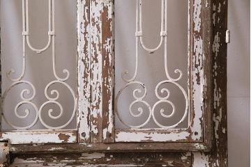 アンティーク建具　フランスアンティーク　オーク材　両開き　鉄格子がおしゃれな親子ドア(木製扉)(R-044598)