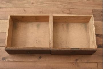アンティーク家具　和製　大正ロマン　栓材　ダイヤガラス　透かし彫りの意匠がおしゃれな本箱(ブックケース、収納棚、飾り棚、キャビネット)(R-044601)