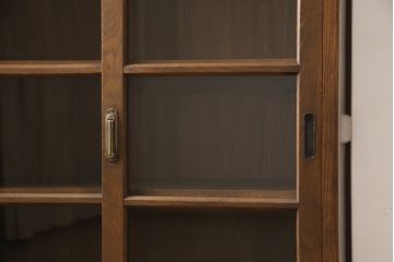 アンティーク家具　和製　昭和初期　ナラ材のおしゃれなガラス戸棚(キャビネット、収納棚、飾り棚)(R-044605)