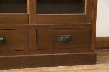 アンティーク家具　和製　昭和初期　ナラ材のおしゃれなガラス戸棚(キャビネット、収納棚、飾り棚)(R-044605)