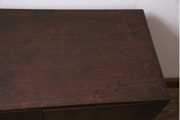 アンティーク家具　昭和初期　珍品　前板桐材・天板側板ナラ材　モダンデザインが素敵な収納棚(戸棚)(R-044617)