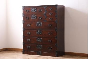 中古　伝統民芸家具　岩谷堂箪笥　No309三、八尺整理小抽出　重厚かつ上品な佇まいが魅力のチェスト(衣装箪笥、整理箪笥、引き出し)(定価約65万円)(R-044620)