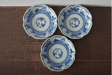 江戸期　古伊万里　成化年製　窓絵染付　変形なます皿3客(芙蓉手、輪花、桔梗渕)(R-044630)