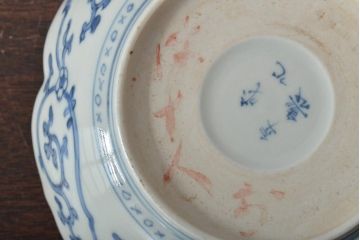 江戸期　古伊万里　成化年製　窓絵染付　変形なます皿3客(芙蓉手、輪花、桔梗渕)(R-044630)