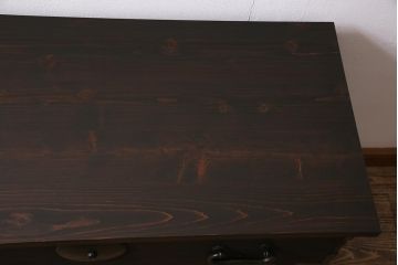 アンティーク家具　大正期　古箪笥リメイク　総桐材　丸金具がアクセントの脚付きリビングボード(テレビ台、テレビボード)(R-044638)