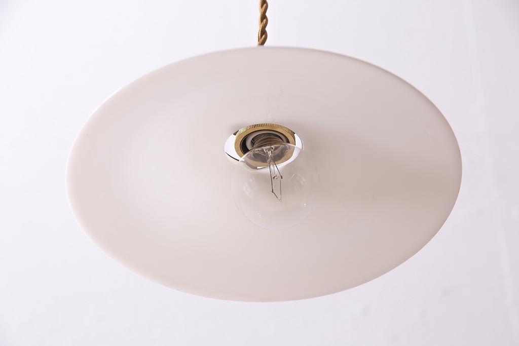 アンティーク照明　戦前　レトロな平笠シェードのペンダントライト(天井照明、吊り下げ照明、電笠)(R-044640)