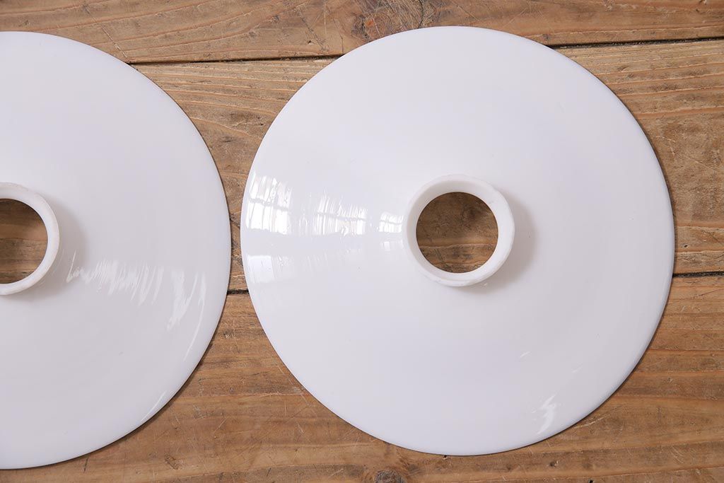 アンティーク照明　戦前　レトロな平笠シェードのペンダントライト2個セット(天井照明、吊り下げ照明、電笠)(R-044645)