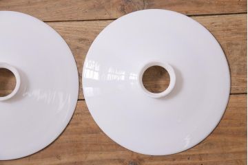 アンティーク照明　戦前　レトロな平笠シェードのペンダントライト2個セット(天井照明、吊り下げ照明、電笠)(R-044645)