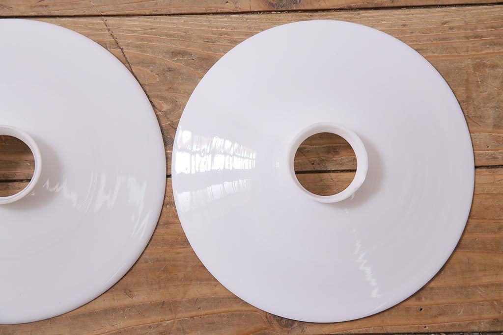 アンティーク照明　戦前　レトロな平笠シェードのペンダントライト2個セット(天井照明、吊り下げ照明、電笠)(R-044647)