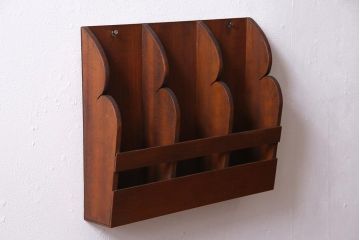 アンティーク雑貨　レトロな木味が魅力のレターラック(壁掛け収納、状差し)(R-044657)