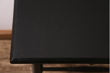 ビンテージ家具　和製ビンテージ　ナラ材　シックな雰囲気が魅力のサイドテーブル(飾り台、花台)(R-044663)