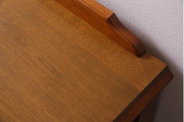 中古　横浜ダニエル(daniel)　アーリーアメリカン　A-104横長整理タンス　エレガントな佇まいが魅力のチェスト(定価約50万円)(引き出し、サイドボード)(R-044666)