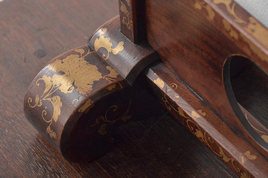 江戸〜明治　金唐草蒔絵　刀掛け(武具、刀装具)(R-044670)