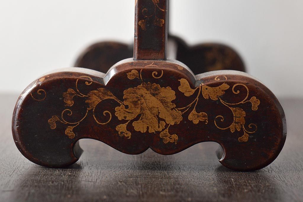 江戸〜明治　金唐草蒔絵　刀掛け(武具、刀装具)(R-044670)