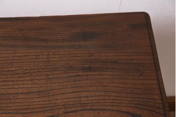 アンティーク家具　古材リメイク　欅(ケヤキ)材一枚板　鉄脚テーブル(サイドテーブル、カフェテーブル)(R-044681)