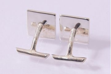 ヴィンテージアクセサリー　イギリス　オニキスカフスリンクス(カフスボタン、ビンテージ)(R-044694)