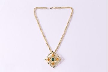 ヴィンテージアクセサリー　フランス　イヴ・サンローラン(YSL)　カットガラス・ラインストーン・クリスタル　ゴールドペンダント(ネックレス、ビンテージ)(R-044699)