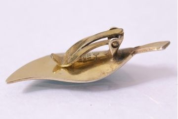 ヴィンテージアクセサリー　ノルウェー　DAVID ANDERNSEN(デヴィッド・アンデルセン)　シルバー　リーフモチーフのビンテージイヤリング　グリーン(R-044703)