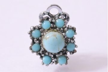 ヴィンテージアクセサリー　イギリス　ターコイズ風のブルーのビンテージイヤリング(R-044710)