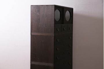 中古　引き戸リメイク　丸窓・組子デザイン　和モダンな加茂総桐箪笥(総桐たんす、衣装箪笥、戸棚、和タンス)(定価約80万円)(R-044714)