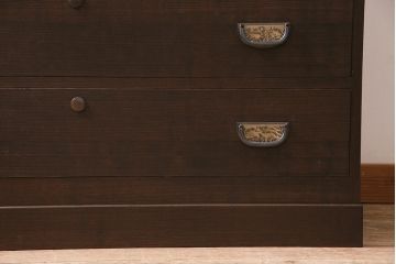 中古　引き戸リメイク　丸窓・組子デザイン　和モダンな加茂総桐箪笥(総桐たんす、衣装箪笥、戸棚、和タンス)(定価約80万円)(R-044714)