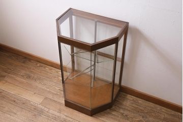 レトロ家具　ナラ材　ナチュラルスタイルのお部屋にも合うガラスケース(陳列棚、ショーケース)(R-044724)