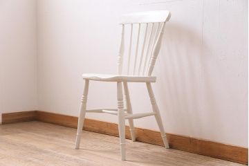 アンティーク家具　イギリスアンティーク　ペイント　ホワイトカラーが爽やかなダイニングチェア(椅子)(R-044725)