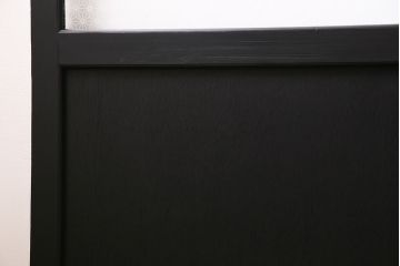 アンティーク建具　昭和中期　ペイント　当店オリジナルガラス・麻の葉模様　モダンな雰囲気が魅力のガラス戸3枚セット(引き戸、建具)(R-044731)