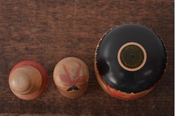 古い　伝統こけし9本(郷土玩具、アイヌ、弥治郎系、郷土玩具)(R-044741)