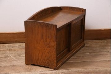 和製アンティーク　昭和初期　栗材　様々な用途に使える小さな戸棚(収納棚)(R-044750)