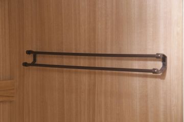 中古　伝統民芸家具　岩谷堂箪笥　当店リメイク　漆塗り　みちのく8号　荘厳な佇まいが魅力的な収納棚(キャビネット)(R-044762)