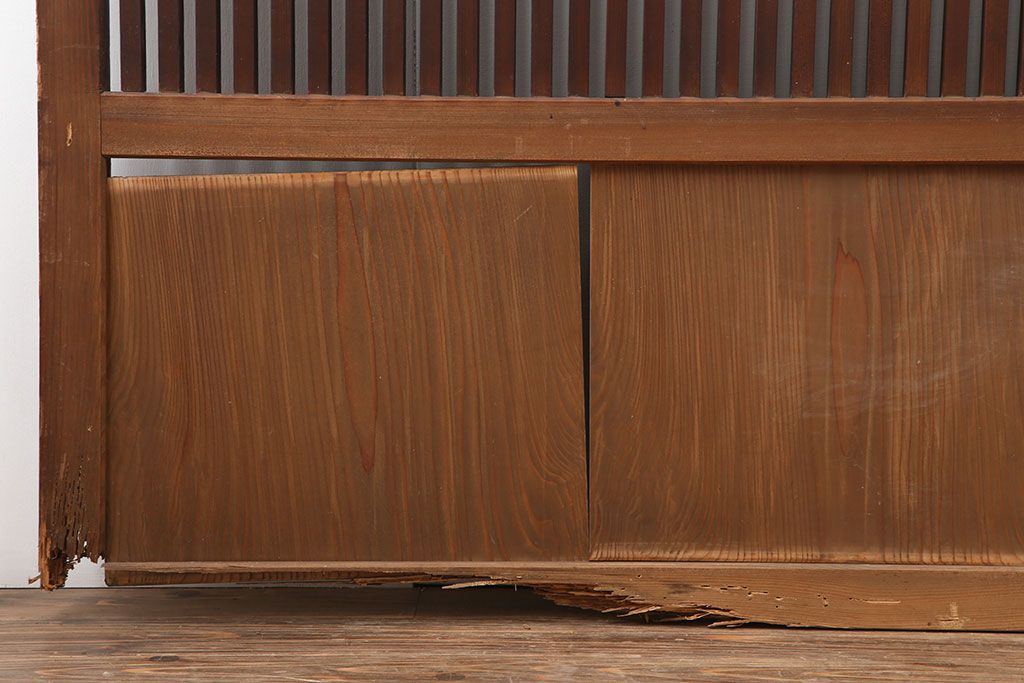 アンティーク建具　和製アンティーク　大正昭和初期　幅広　存在感抜群の格子戸2枚セット　(R-044764)