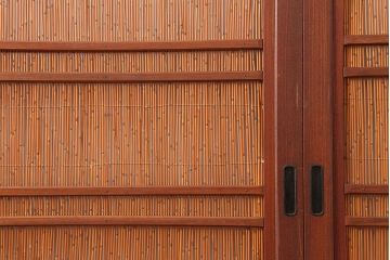 アンティーク家具　激レア　新潟産　漆塗り　玉杢　総ケヤキ材製の高級な板戸4枚セット(帯戸、引き戸、葦戸、建具)(R-044766)