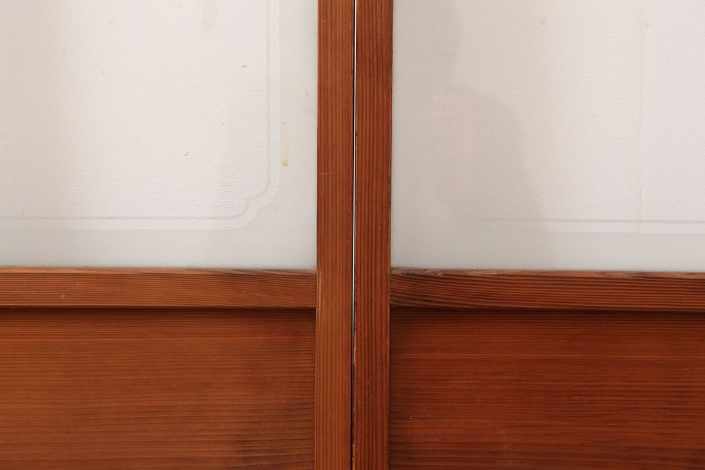 ヴィンテージ建具　昭和中期 　和レトロな雰囲気漂う障子戸4枚セット(R-044769)