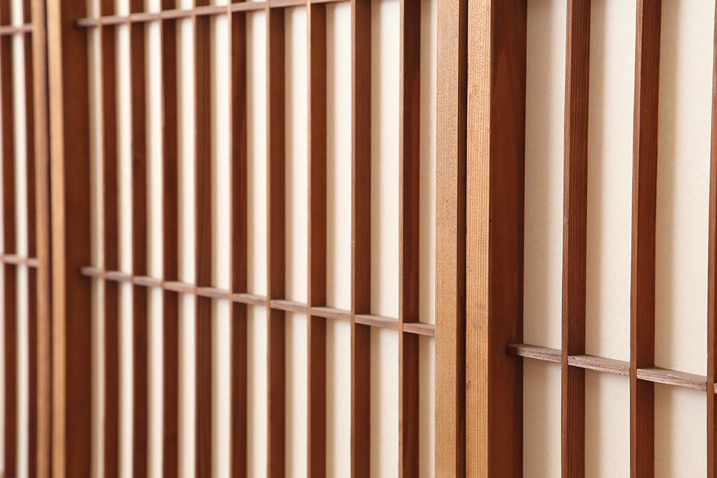 ヴィンテージ建具　昭和中期　和レトロな雰囲気漂う障子戸4枚セット　(R-044770)