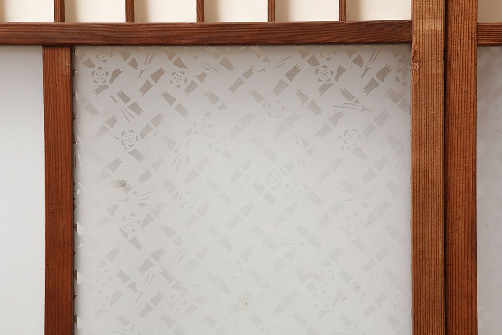 ヴィンテージ建具　昭和中期　和レトロな雰囲気漂う障子戸4枚セット　(R-044770)