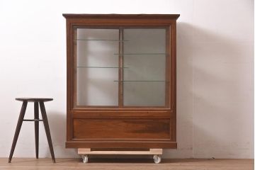 アンティーク家具　大正ロマン　栓材　クラシカルな雰囲気漂うガラスケース(ショーケース、飾り棚、陳列棚)(R-044772)